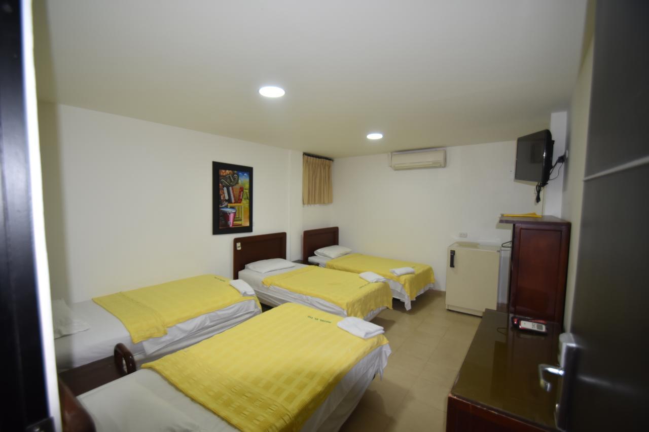 Hotel Nuevo Tio فاليدوبار المظهر الخارجي الصورة