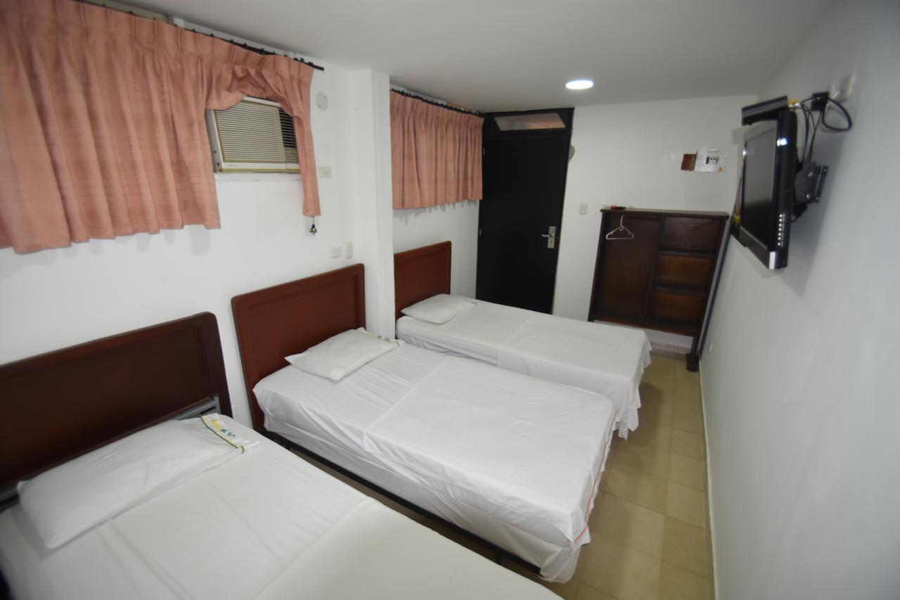 Hotel Nuevo Tio فاليدوبار المظهر الخارجي الصورة