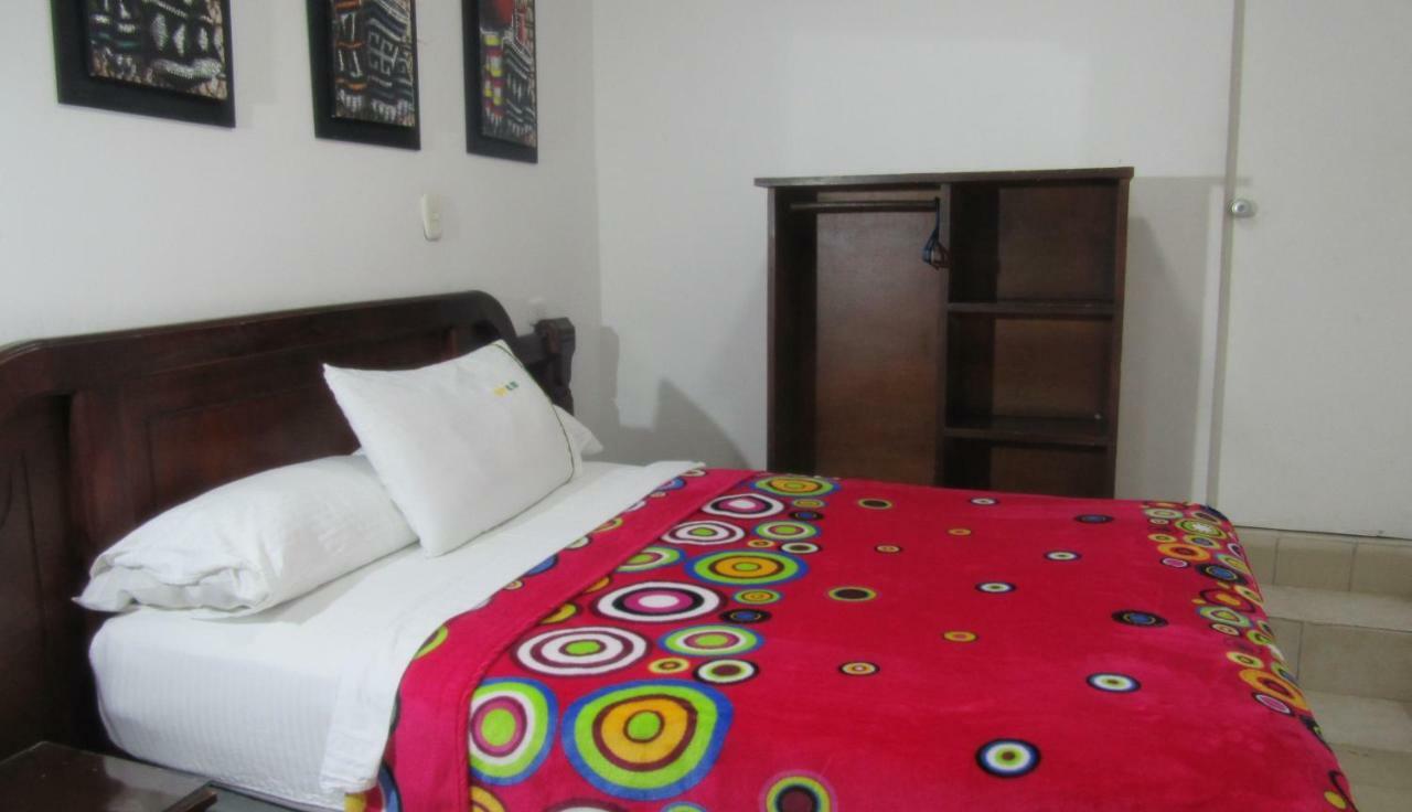 Hotel Nuevo Tio فاليدوبار المظهر الخارجي الصورة